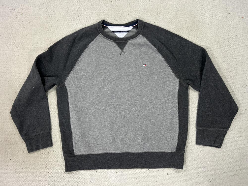 Tommy Hilfiger Sweatshirt Men Large Gray Charcoal Raglan Crewneck Y2K Streetwear